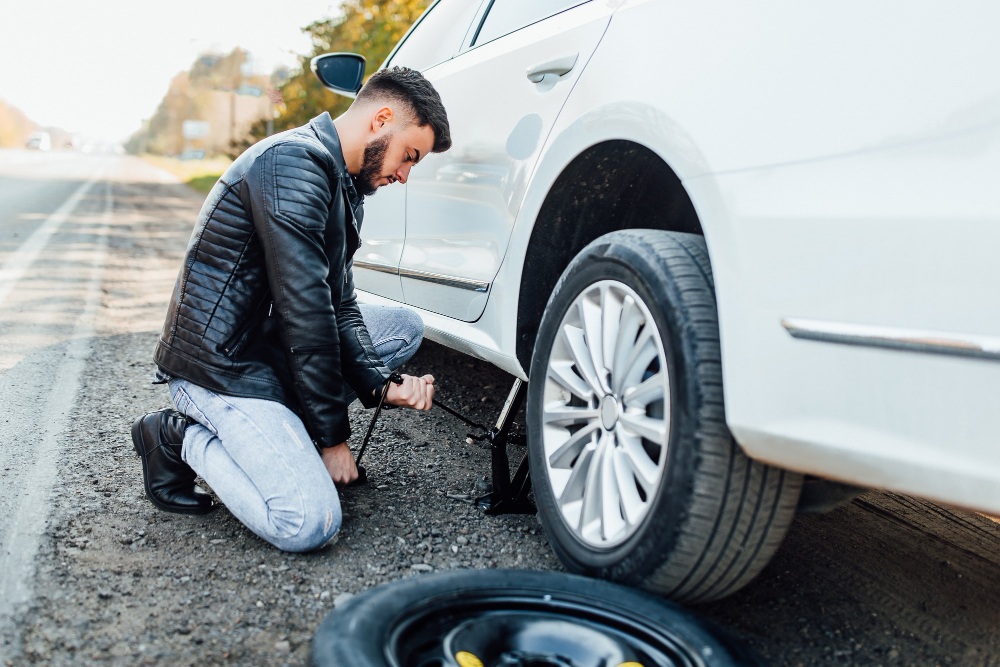 Tow-Tow flat tire service